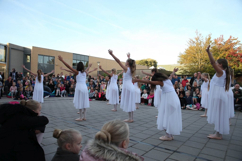 Schoolplein Festival B 507.jpg